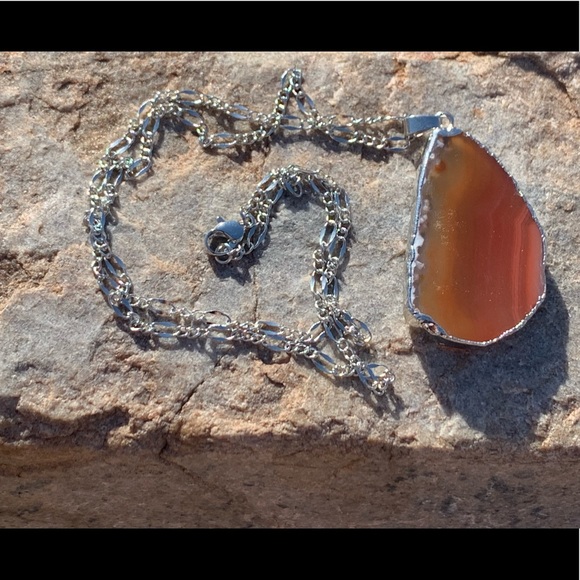 Sliced Agate Silver Plated Pendant Necklace - Picture 4 of 11